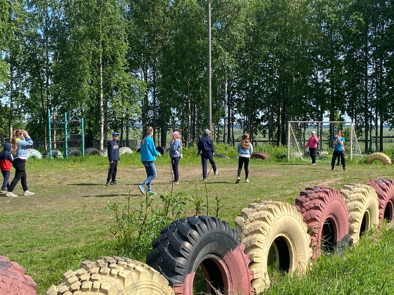 спортивная площадка спортивная площадка